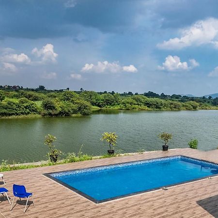 Saffronstays Rose Vineyard By The Lake, Nashik Bagian luar foto