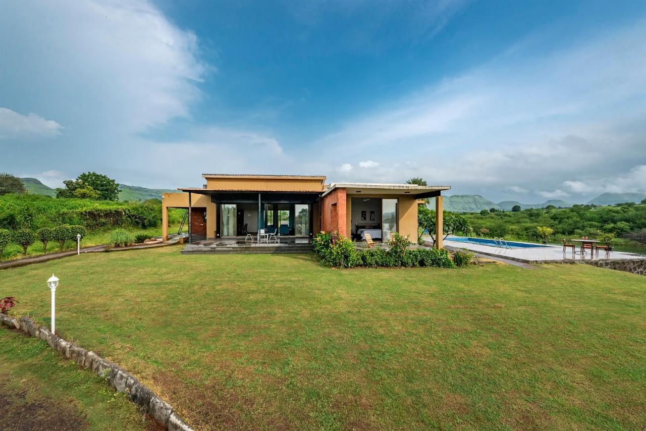 Saffronstays Rose Vineyard By The Lake, Nashik Bagian luar foto