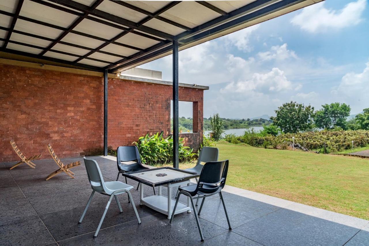 Saffronstays Rose Vineyard By The Lake, Nashik Bagian luar foto
